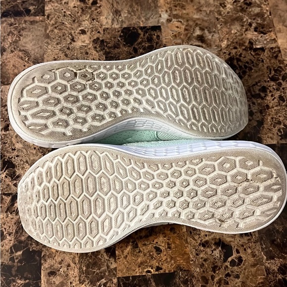 New Balance CRUZ - Picture 6 of 7